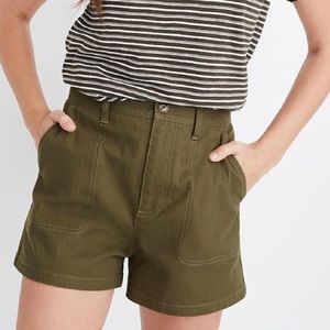 Camp Shorts in Kale